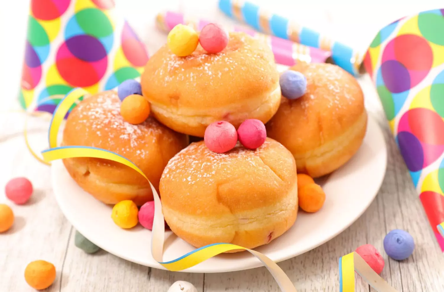 Decoração de Carnaval - comida enfeitada para o carnaval.