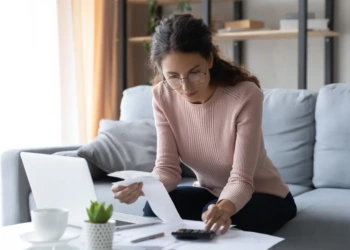 Amortizar prazo ou prestação: qual a melhor escolha para o seu financiamento?